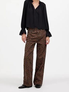 Madewell Low-Slung Baggy Jeans in Leopard Print